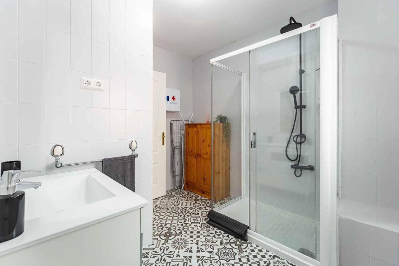 Apartamento Renovado, Tu Escapada De Vacaciones Ideal Fuengirola Luaran gambar